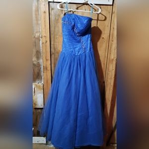 Magic by Mystique Blue Ball Gown Prom Dreds